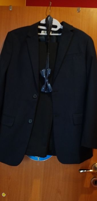 Страхотен костюм