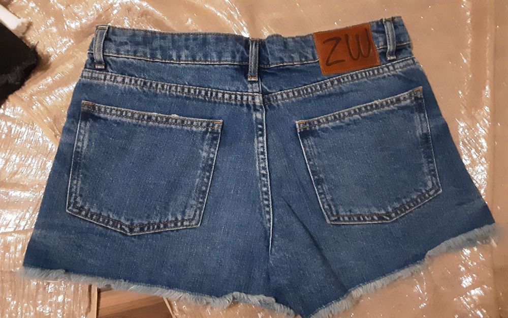 XS нови къси дамски дънки ZARA, LEVIS ,Ltb