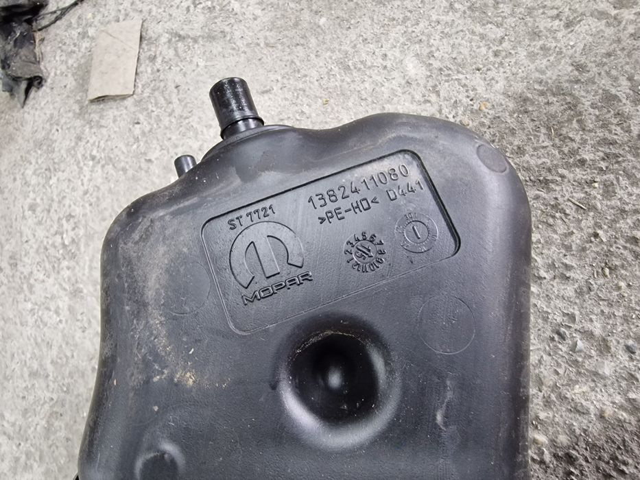 Vas rezervor pompa adblue fiat ducato / peugeot boxer / citroen jumper