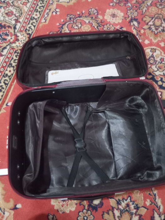 Чемодан маленьк с минусом