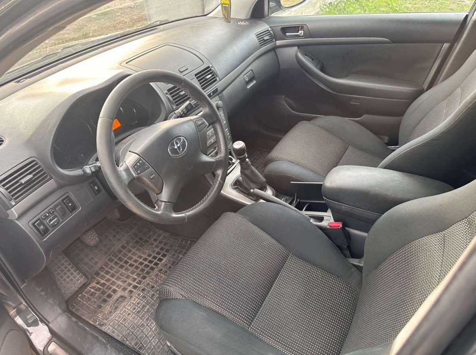НА ЧАСТИ Toyota Avensis 2.2 177Д-Кат 2007г Facelift ПЕРФЕКТНИ ДЮЗИ !