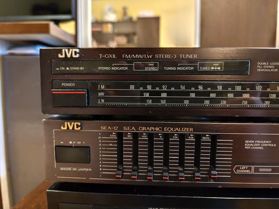 vînd linie jvc made in japan