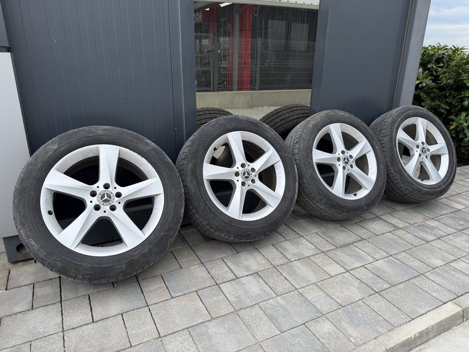 GLE 2018г всесезонни 255/50/19 ДОТ 24г - 600€