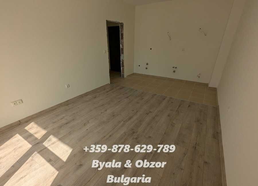 Продава се Двустаен апартамент в Бяла - 54 кв.м за 1073 €/кв.м - Снимка #6