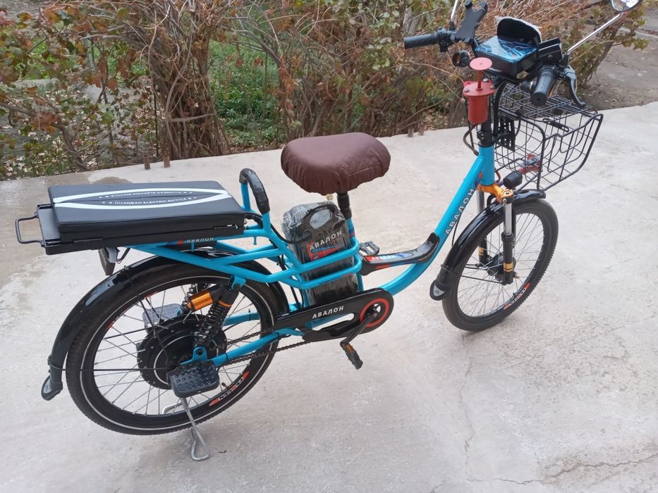 Elektro   Skuter   sotiladi.