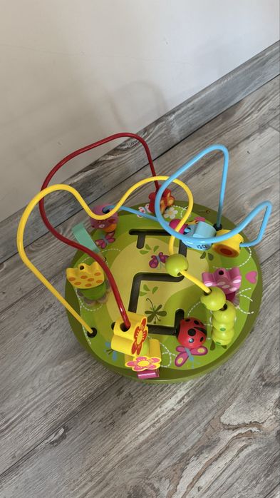 Дървена играчка - низанка