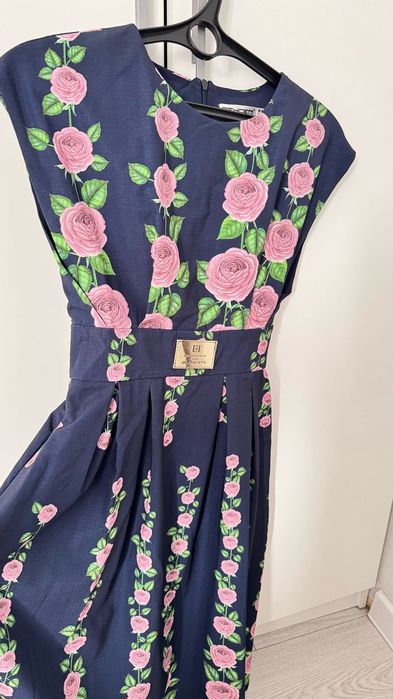 Продаю платье в хорошем состоянии