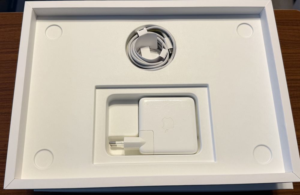 Macbook pro 13 M1