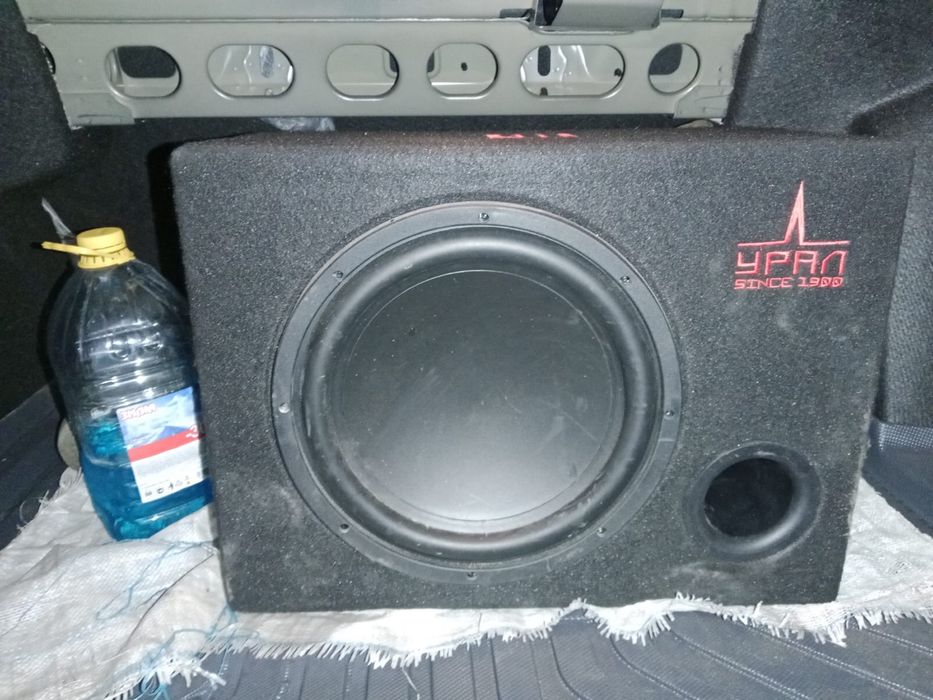 Продам сабвуфер в отличном состоянии