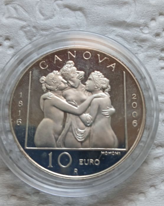 Сребърна монета.