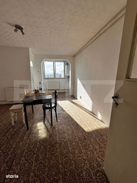 Garsoniera de vanzare, zona Micro 3, ideala pentru investitie — fotografia 1