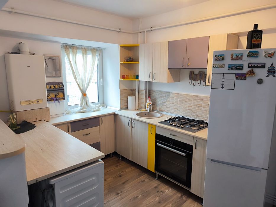 Vând apartament 2 camere