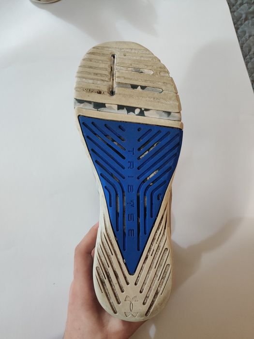 Under Armour UA Tribase REIGN 2