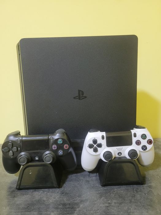 Playstation 4 slim ps 4 plastation