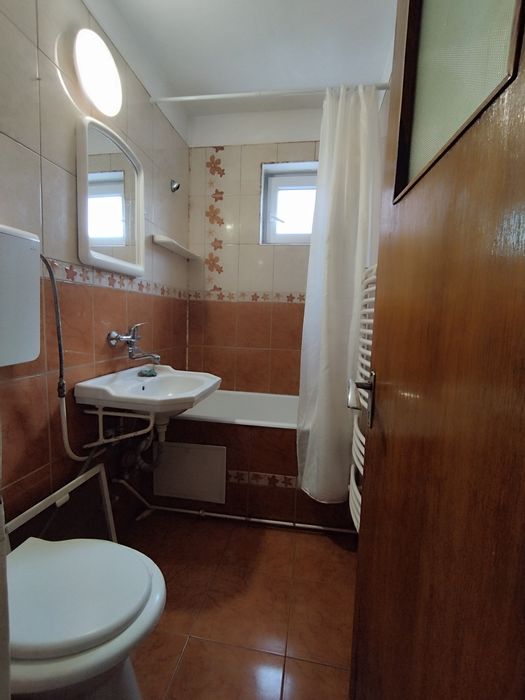 Apartament 3 camere Tractorul