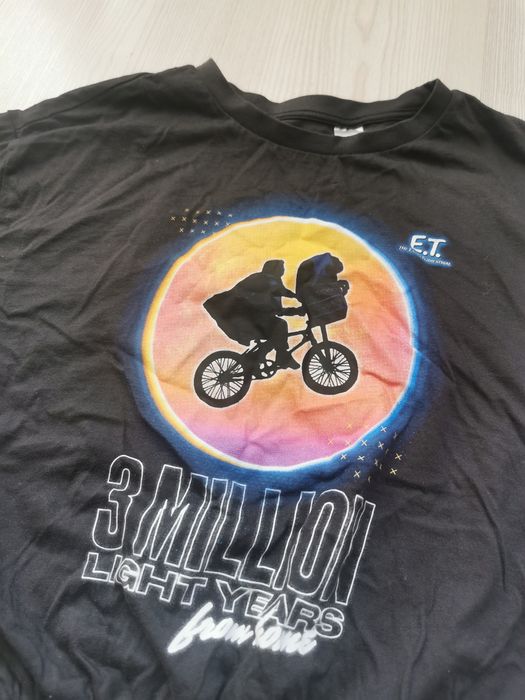 Tricou E.T. de la H&M