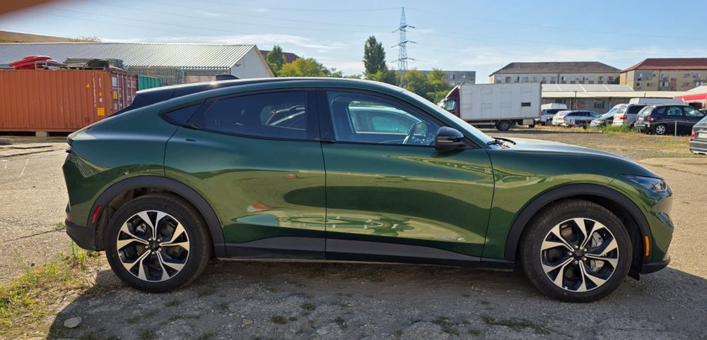 FORD Mustang Mach-E 2026 — imagine 5
