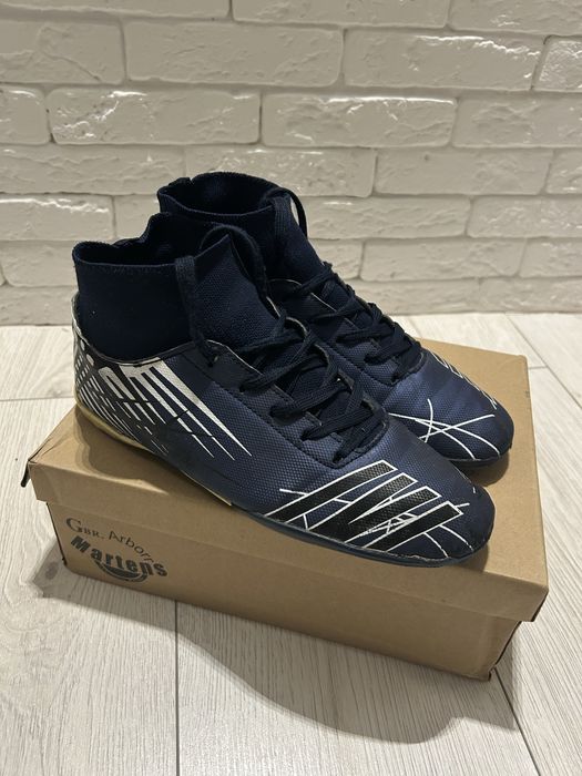 Сороконожки для футбола продам