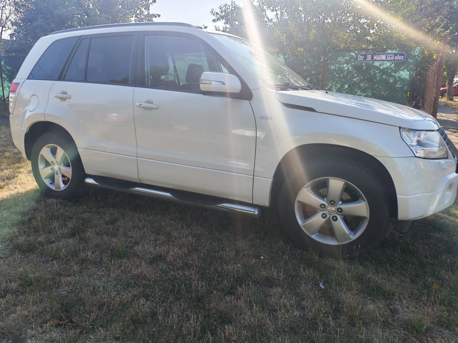 Suzuki Grand Vitara 2
