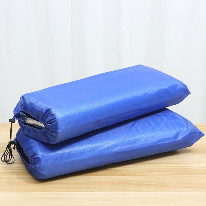 Постелка за къмпинг