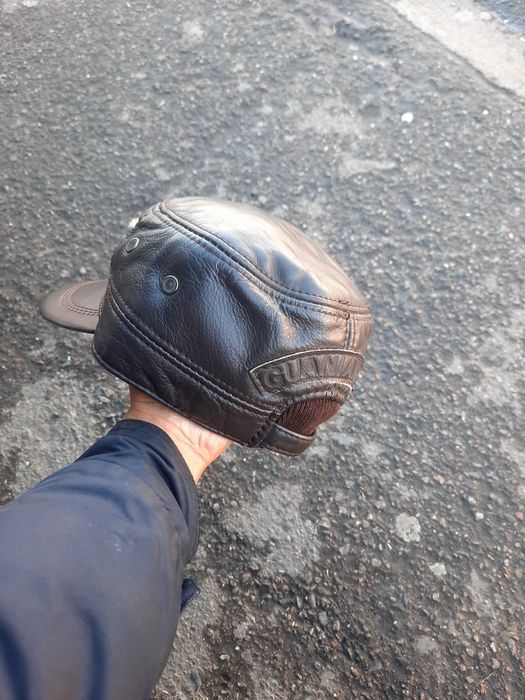 Кожаная кепка 1 шт
