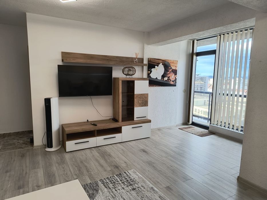 Apartament de închiriat 3 camere Doamna Stanca