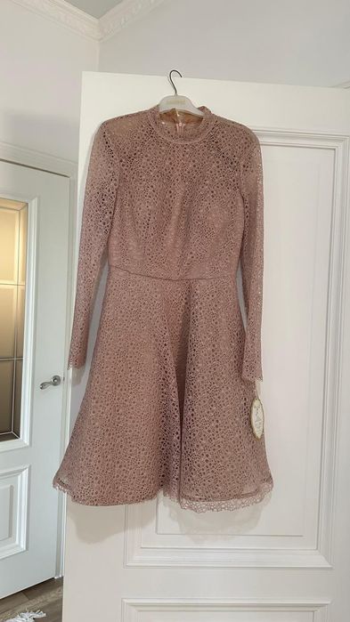 Продаю шикарное платье!