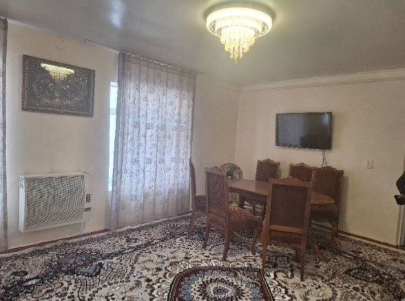 Домик в общем дворе