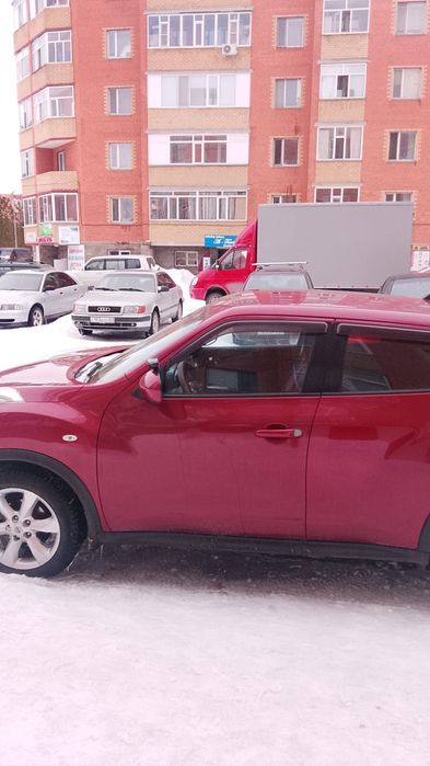 Nissan Juke 2011 г