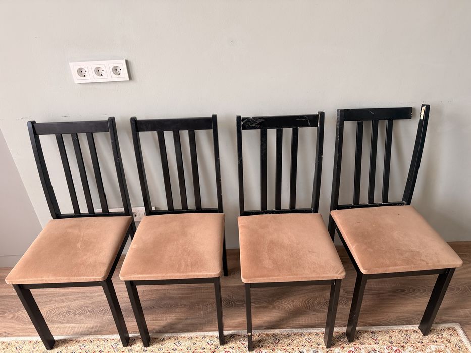 Продам стулья , срочно