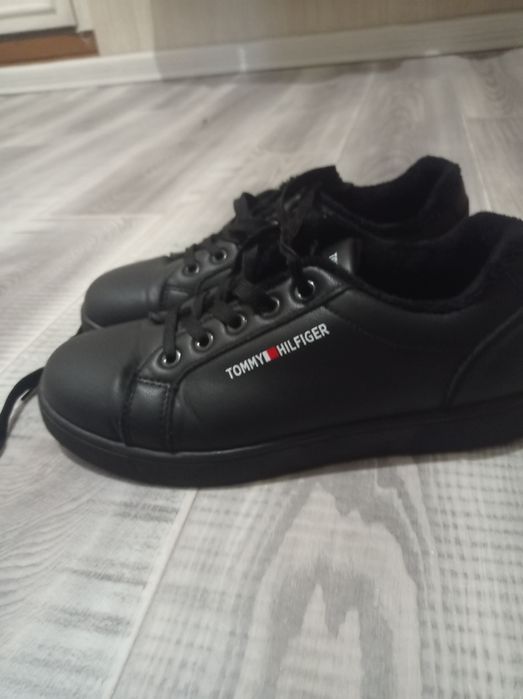 Кросовкий зимныйе