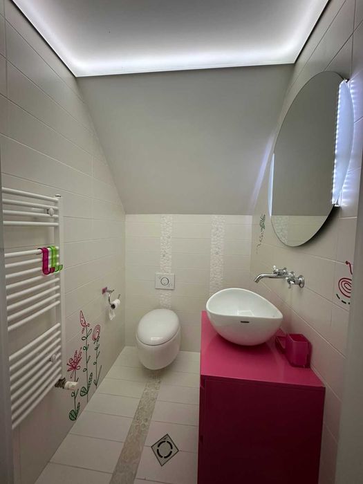 Дава се под наем Четиристаен апартамент в София, Симеоново - 180 кв.м за 1295.4 € - Снимка #13