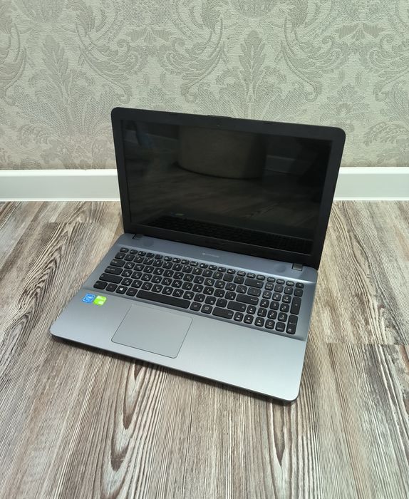Игровой ноутбук Asus/Intel/2 видеокарты/Nvidia GeForce/512 Гигабайт`