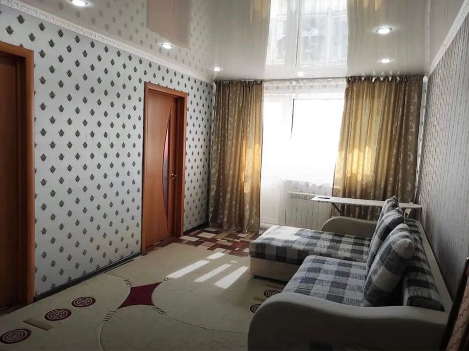 Продам 4 комнатную квартиру