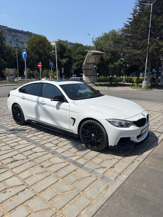 автомобил БМВ 435i