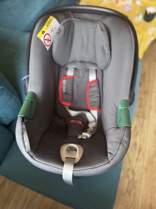 Cybex Aton b2 i-size