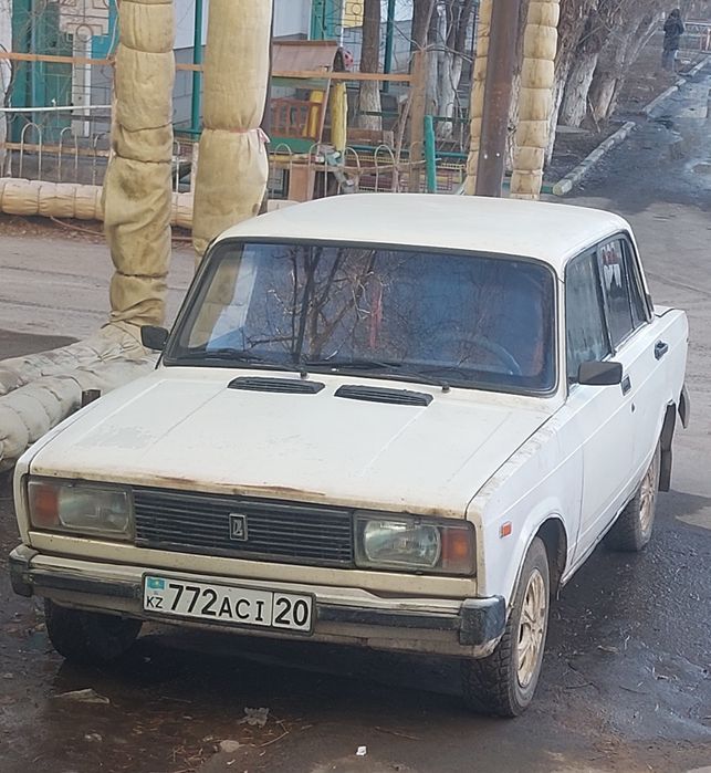 Срочно Ваз 2105 находу в отличном состоянии.за 500 000тг