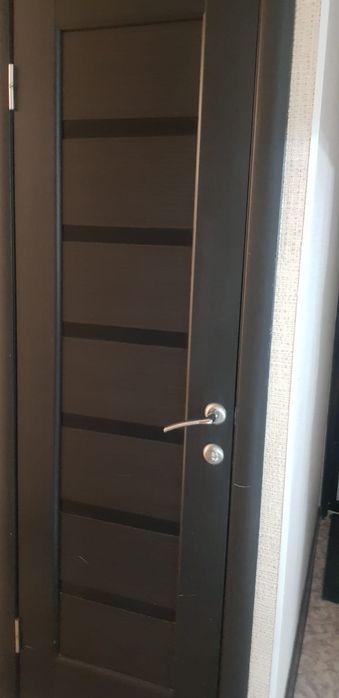 Продам межкомнатные двери