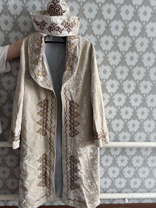 Шапаны мужские новые