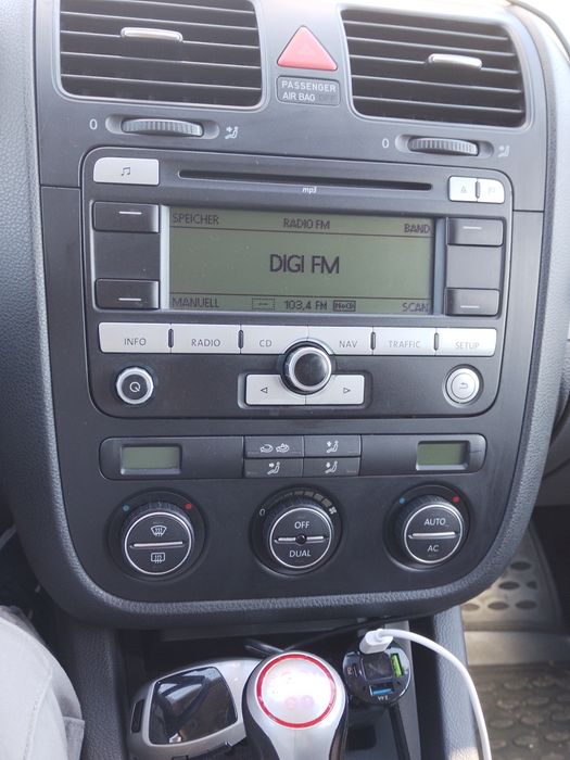VOLKSWAGEN Golf 2009 — imagine 5