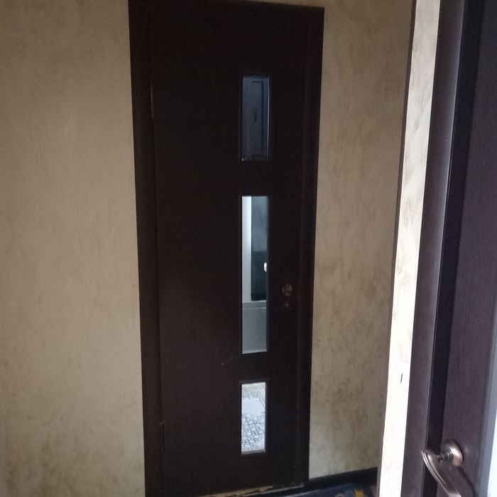 Продаётся двери б/у