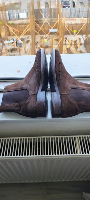 Vând ghete bărbătești