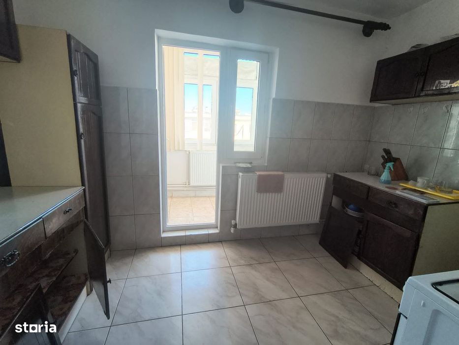 Dacia 3 Camere,2 Balcoane Liber 76 Mp Pret 102000 Euro