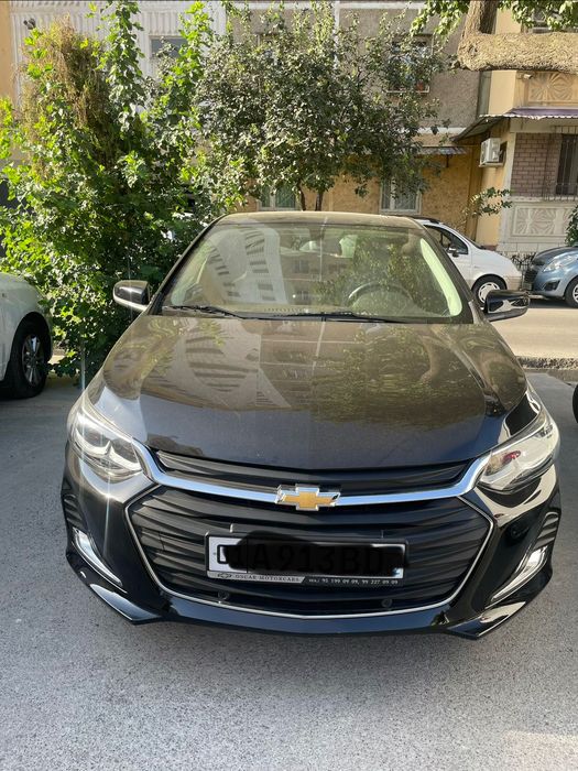 Chevrolet onix premier