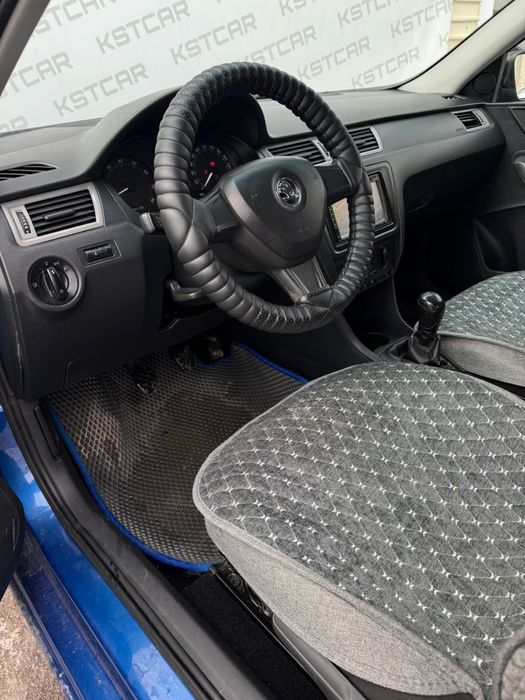 В продаже шкода рапид