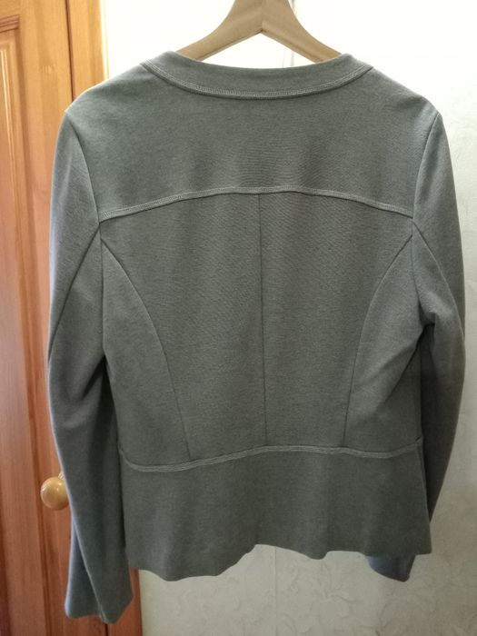 Жакет трикотажный