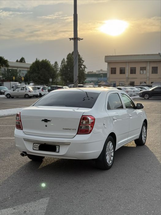 Cobalt 2015 4-pozitsiya Full Avtomat karobka srochna sotiladi. Kobalt