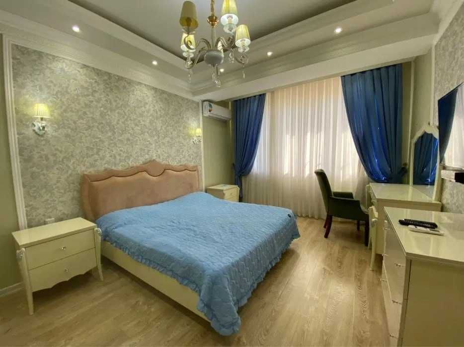 5772  Сдается люкс квартира возле Японского посольства