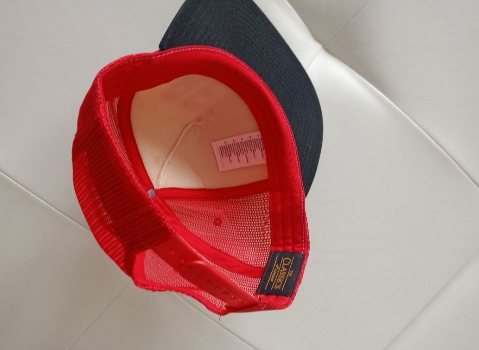Vând Șapcă fashion, mărime reglabila,noua , calitate.