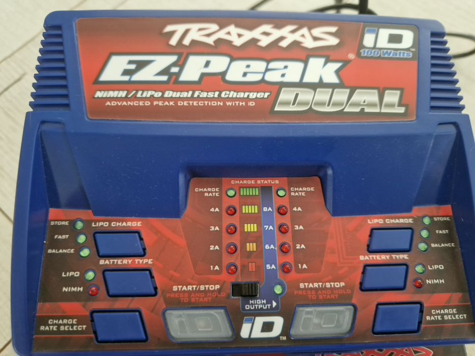 Incarcator baterii traxxas